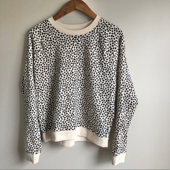 Levi's Tops - Levi’s Cream Spotted Sweatshirt